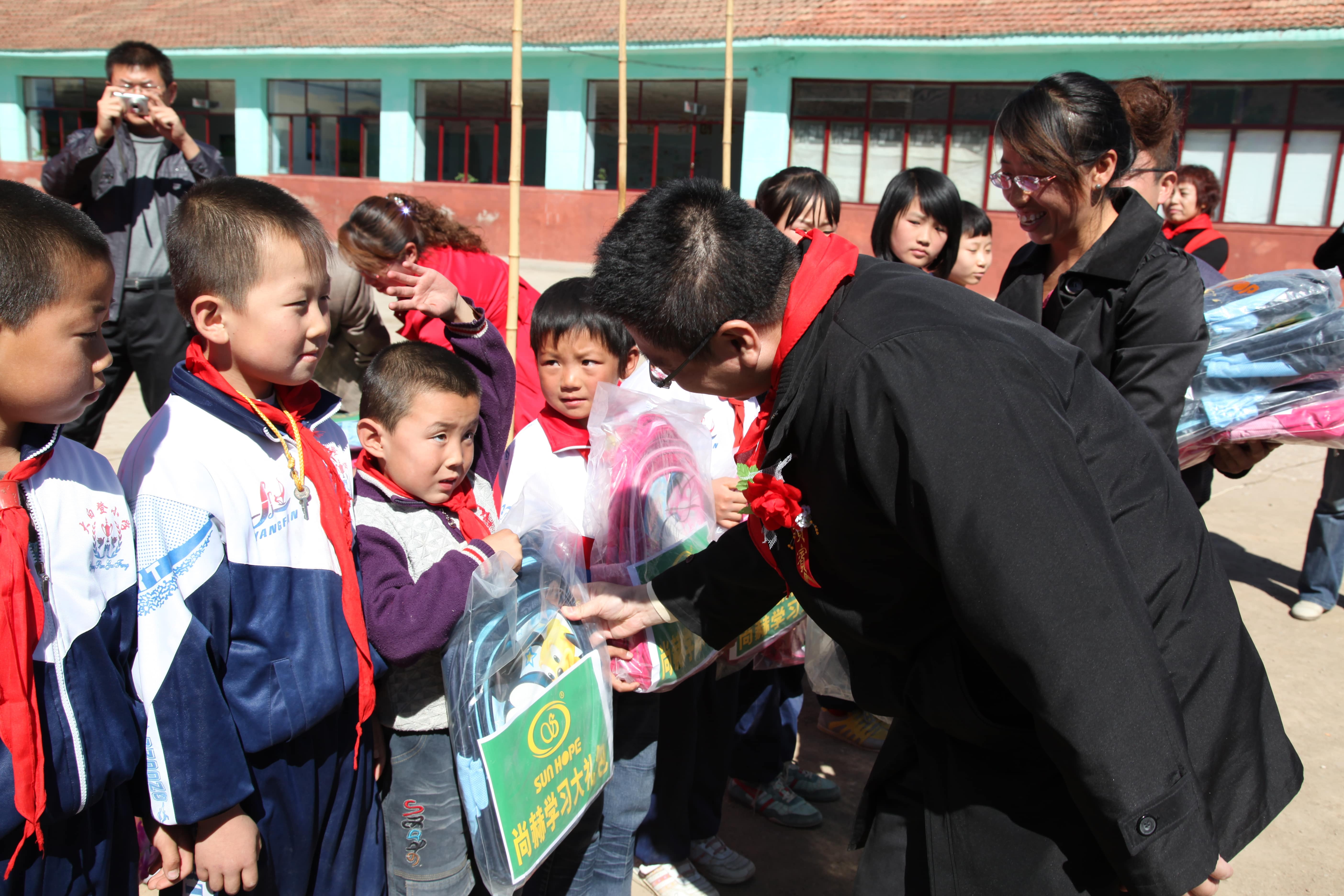 第11所 大同市大白登乐动注册渠腊梅小学 第11所 大同市大白登乐动注册渠腊梅小学