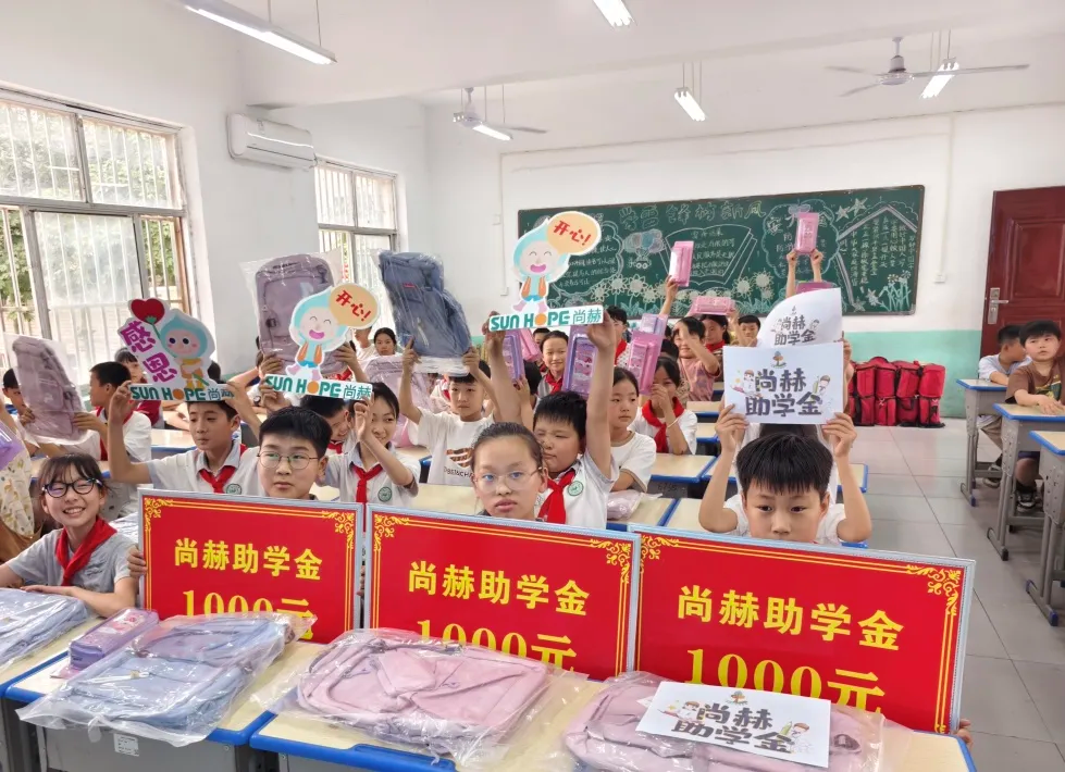 权威媒体3·15特别报道丨乐动注册:创新领航健康消费,责任铸就行业典范 权威媒体3·15特别报道丨乐动注册:创新领航健康消费,责任铸就行业典范