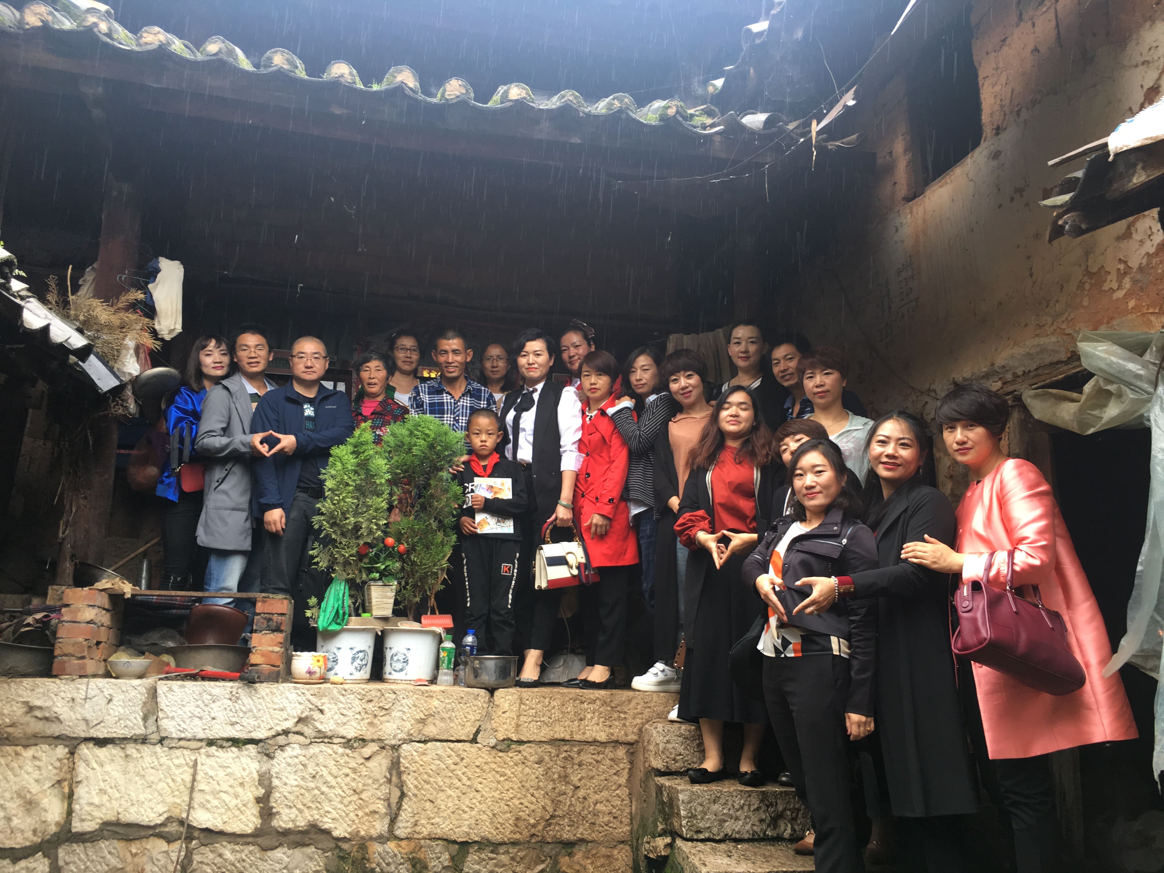 第151所 石林彝族自治县路美邑中心学校鱼龙坝乐动注册李凤琼小学 第151所 石林彝族自治县路美邑中心学校鱼龙坝乐动注册李凤琼小学